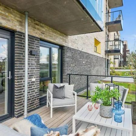 Scandpoint Apartment Fornebu Near Sea Front With Outdoor Walk! Stabekk Luaran gambar